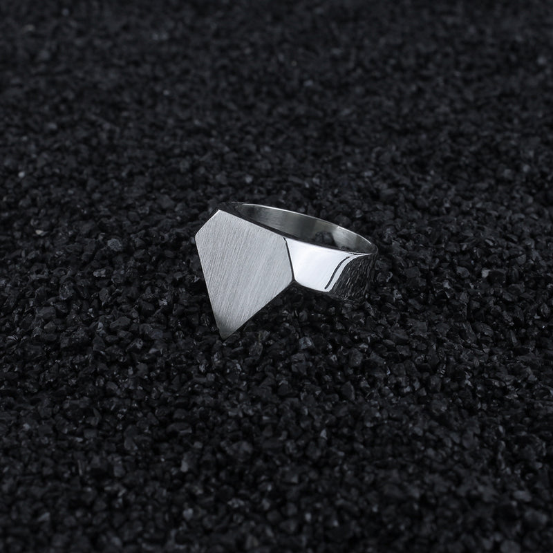 Diamond Shape Signer Ring - Beadrid